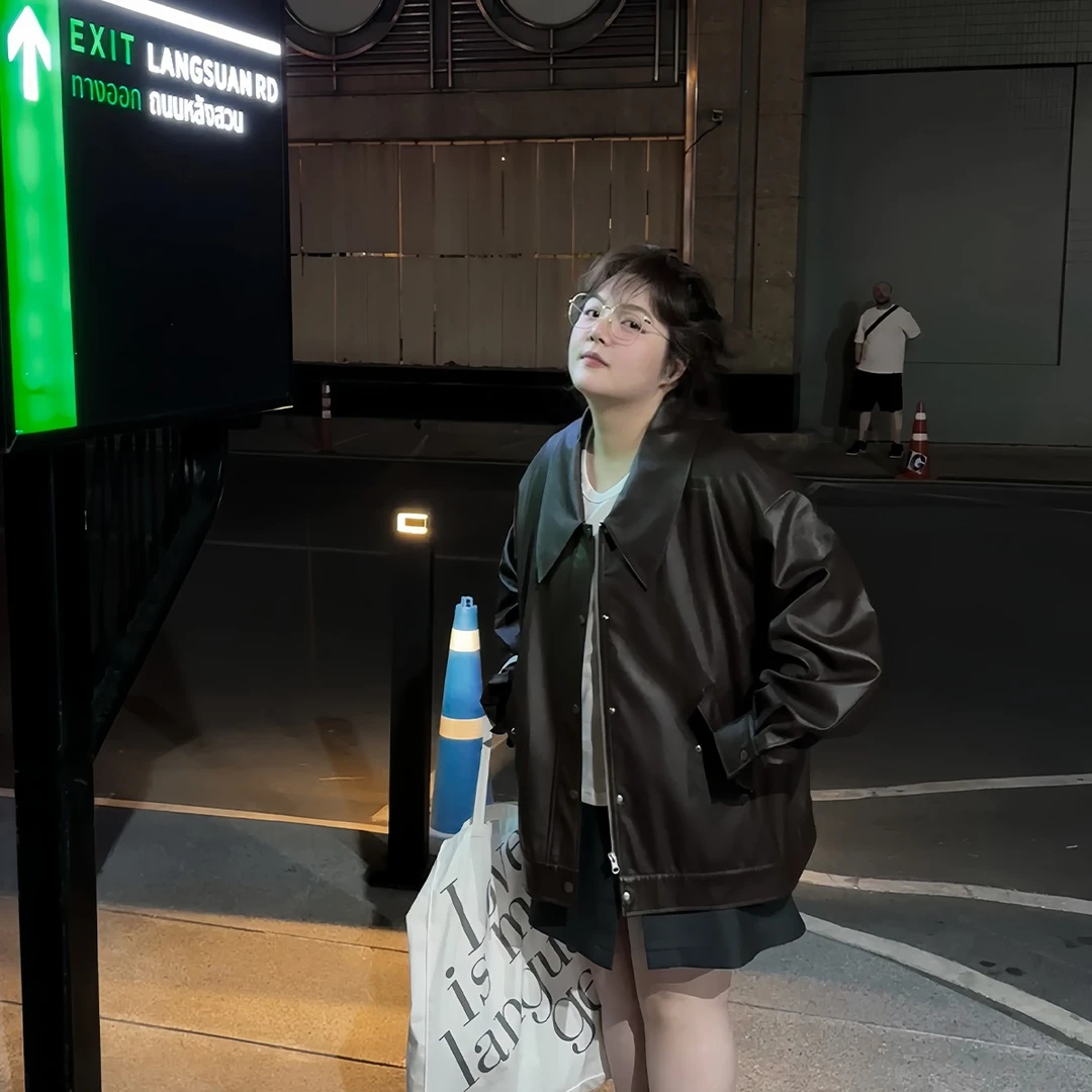 老章和小胖PONGKIKI敲A复古皮衣大码显瘦翻领棕色皮衣女百搭外套