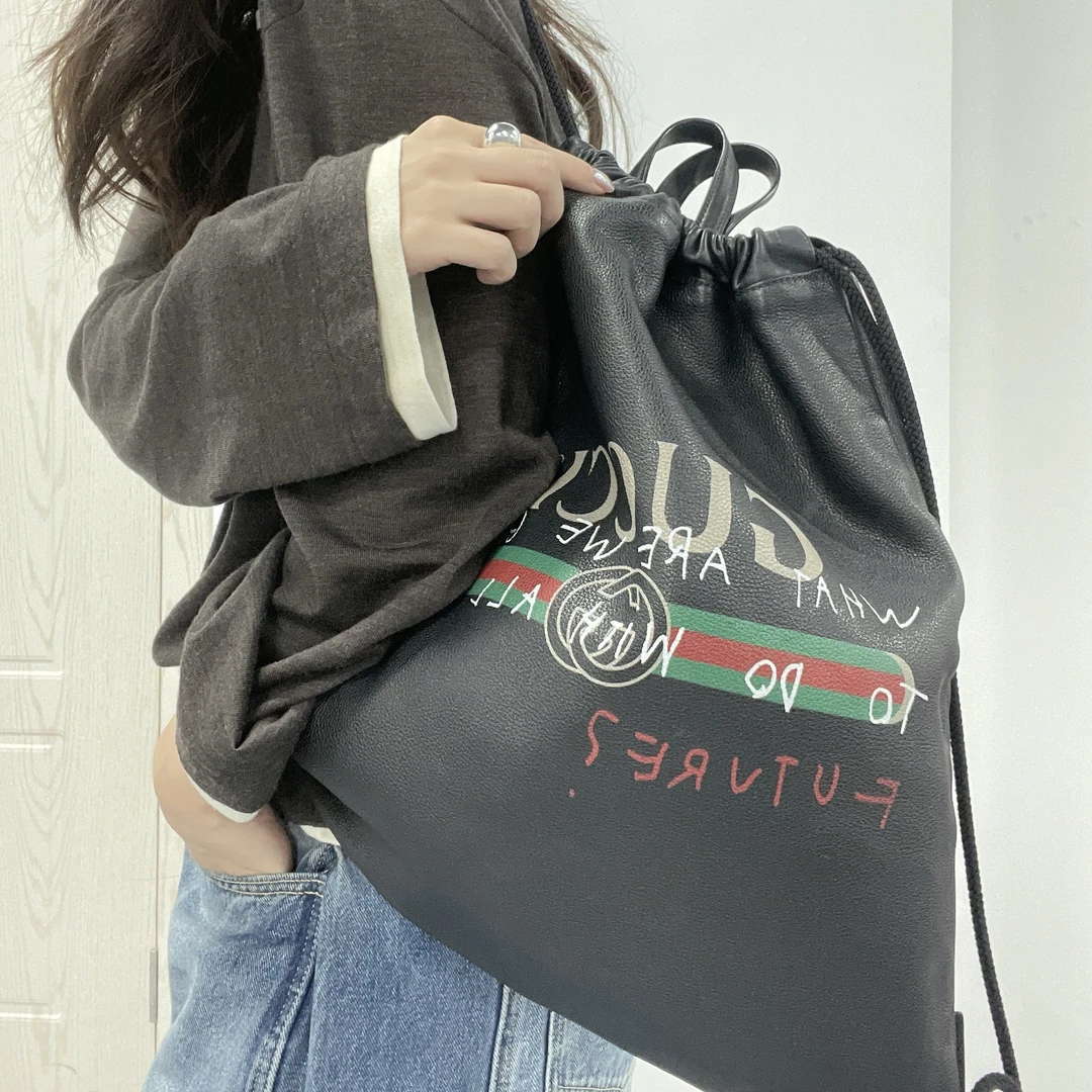 95新 GUCCI/古驰 黑色牛皮双肩包