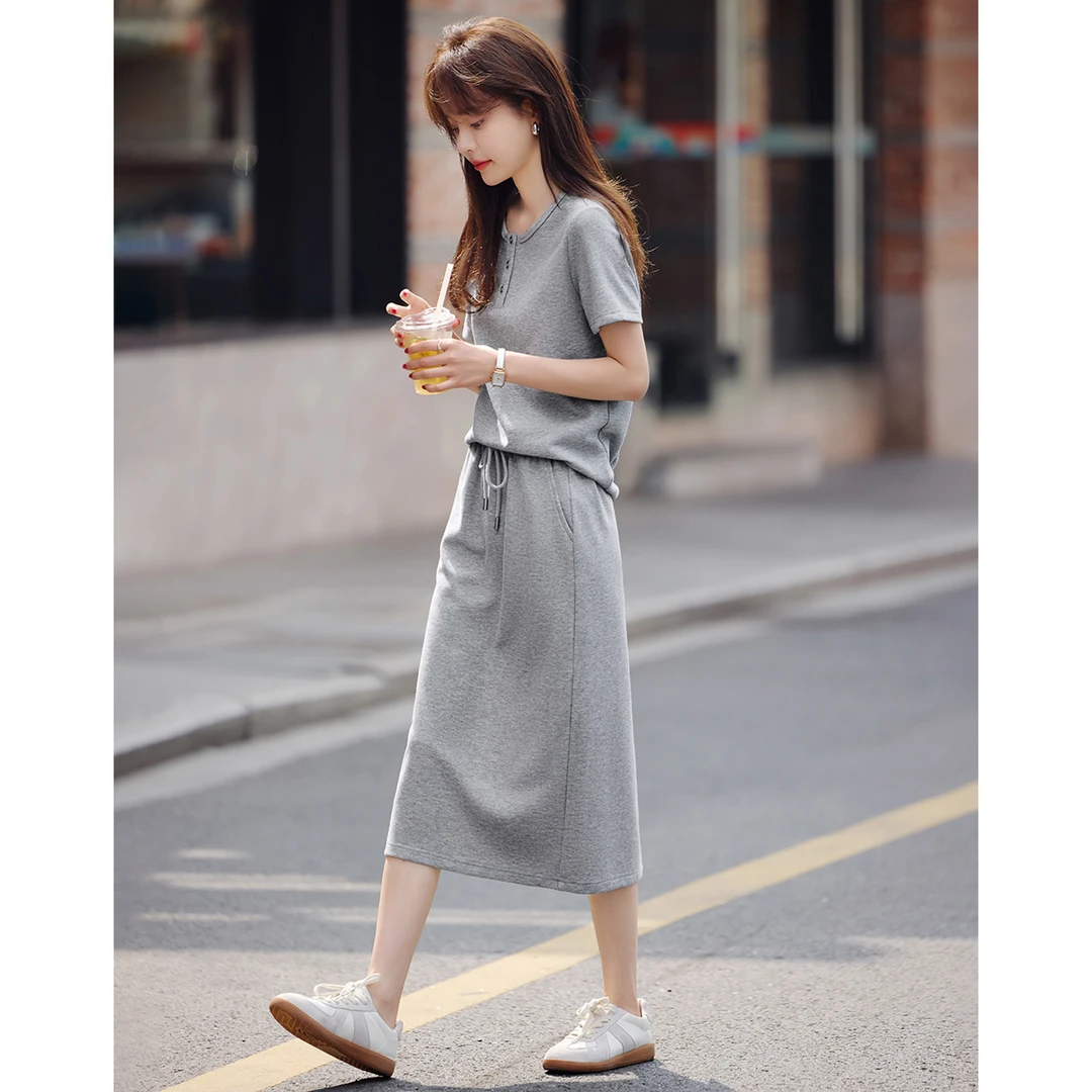 沫晗依美2025夏季新款韩系时髦休闲珠地空气层透气感T恤半裙套装