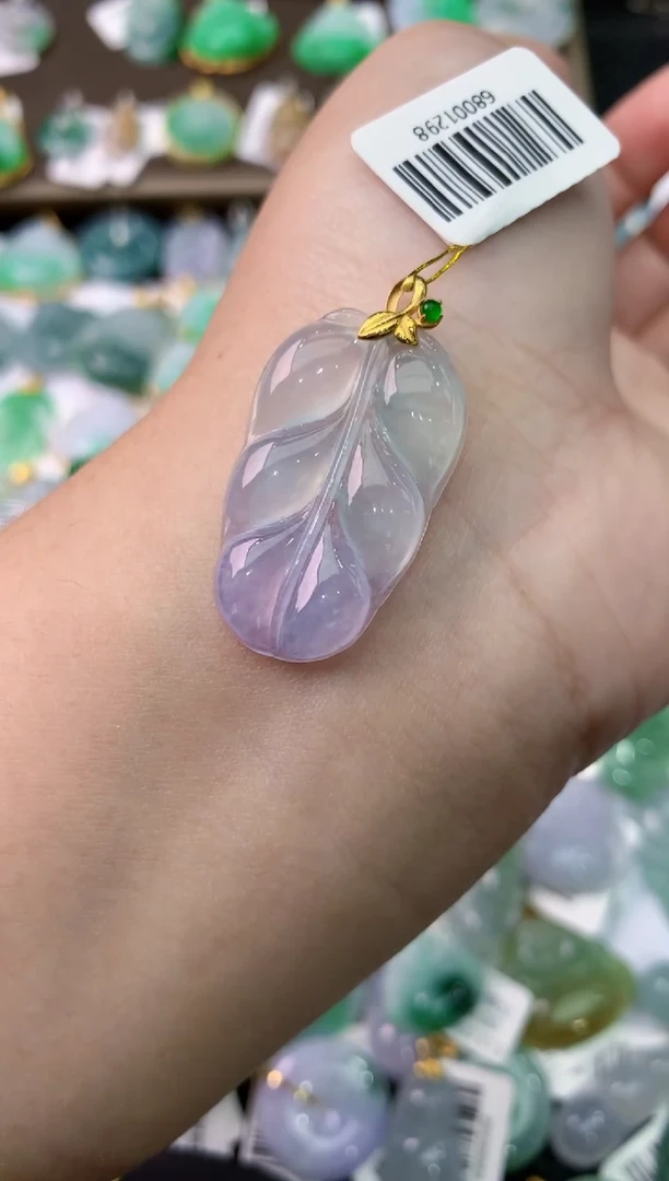 【闪购商品】翡翠颈饰18K金镶嵌11111111111