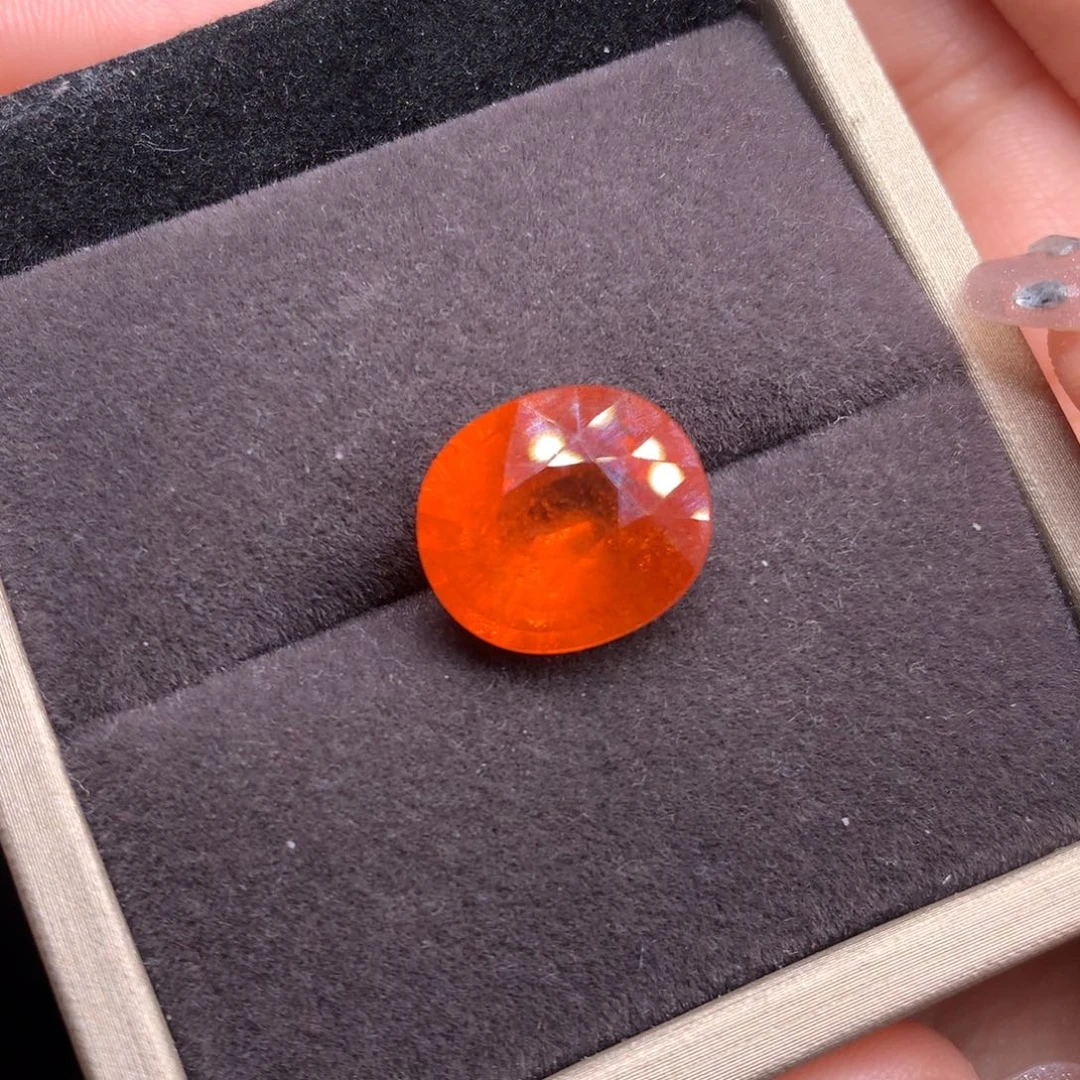 石榴石（芬达石）13.38未镶嵌芒****咪裸石