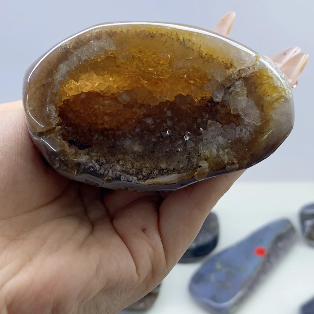 水晶大型摆件（非配饰）未镶嵌