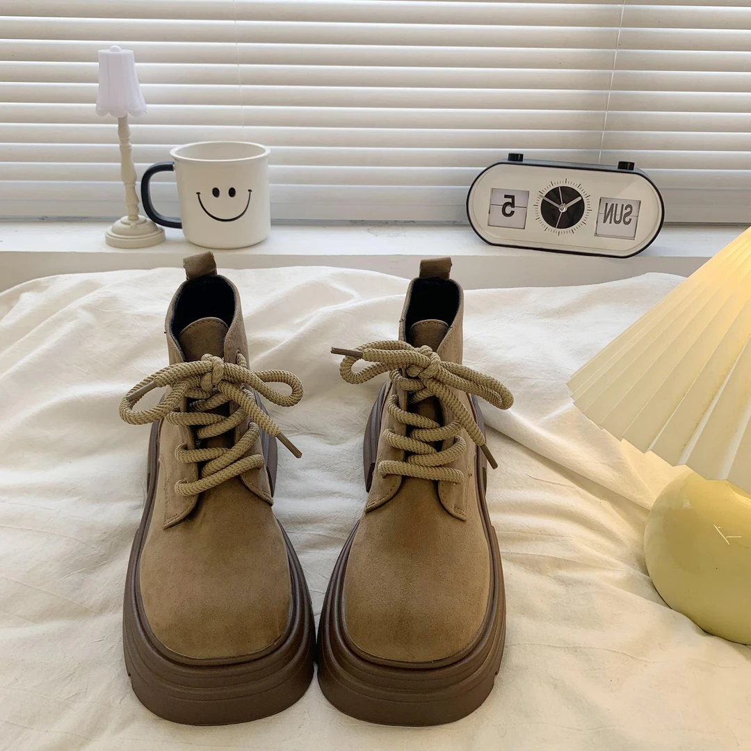 FAVMARTHA时尚复古短筒厚底马丁靴女2025新款春秋季磨砂皮英伦风