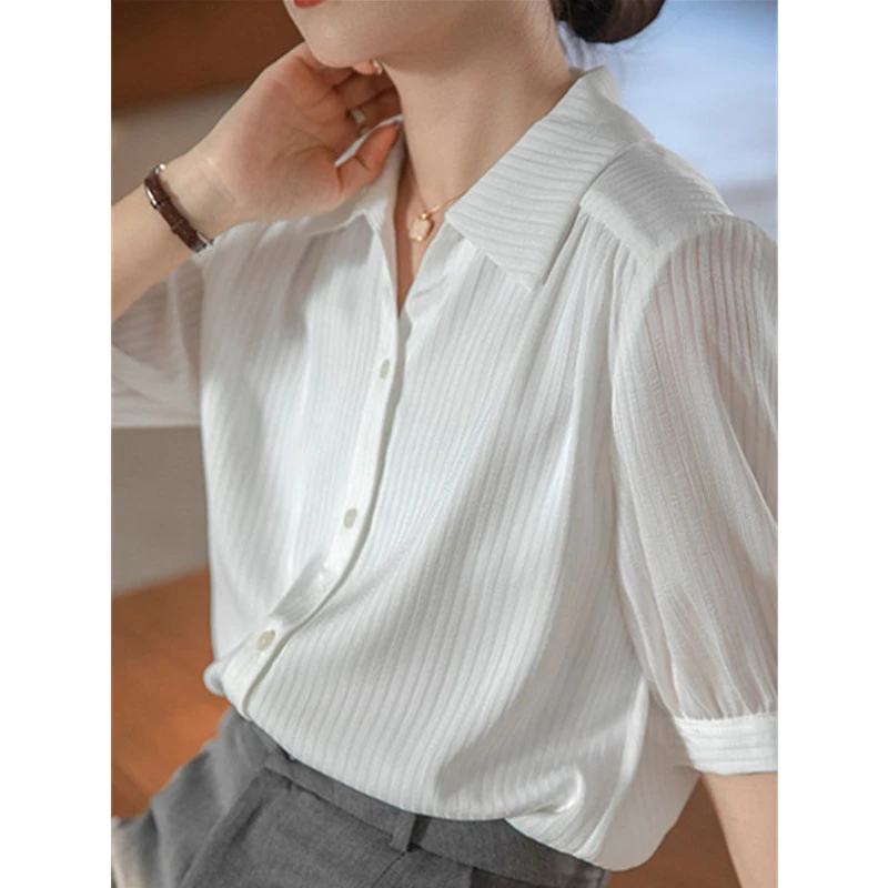简约夏季冰丝白衬衫衫女短袖通勤百搭职业垂感抗皱翻领条纹衬衣OL