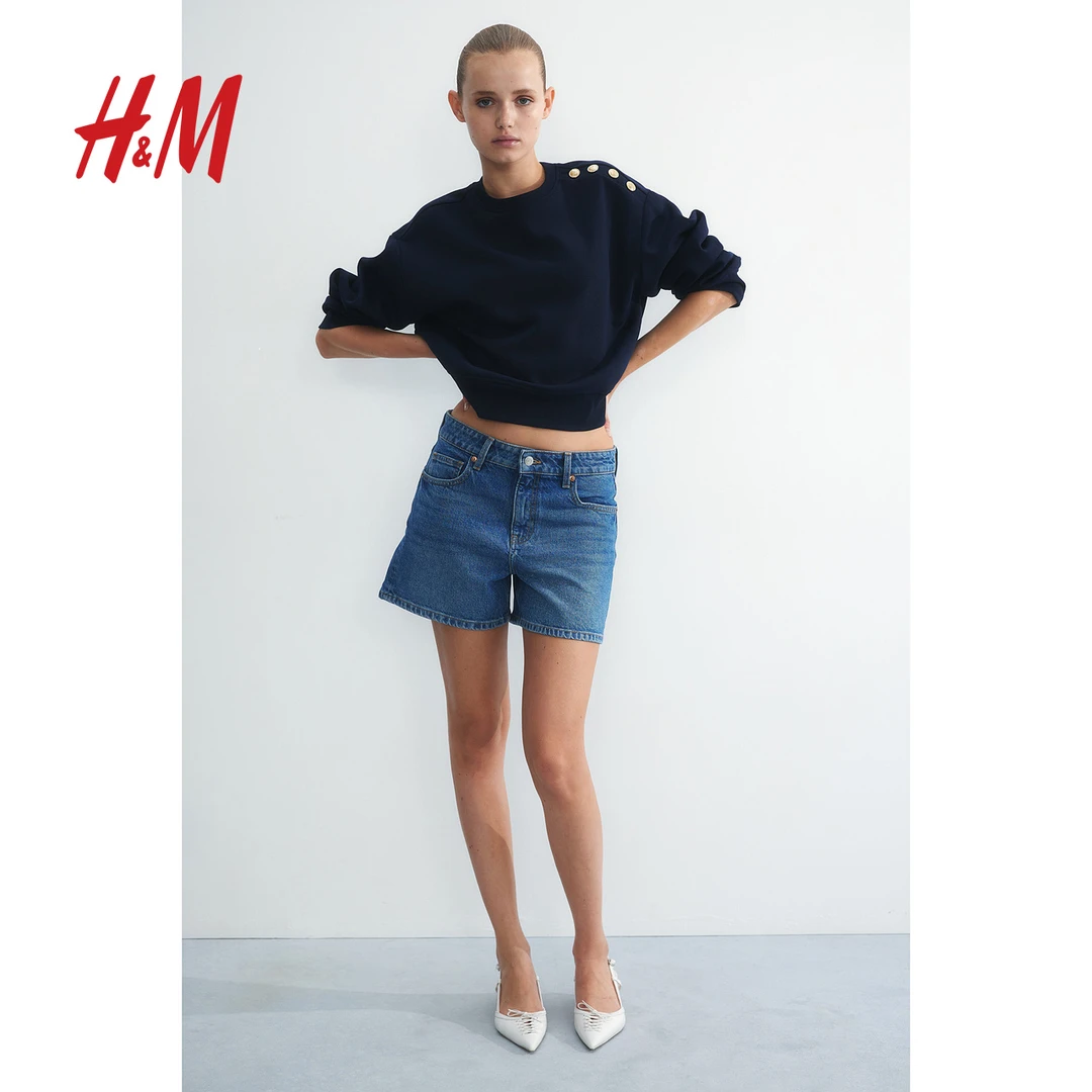 HM秋季新品女士休闲风时尚短款宽松落肩纽扣装饰卫衣1252018