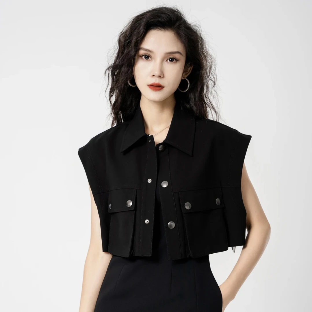 AMASS/阿玛施夏季新款双口袋工装个性高腰黑色短款马甲女 5400706
