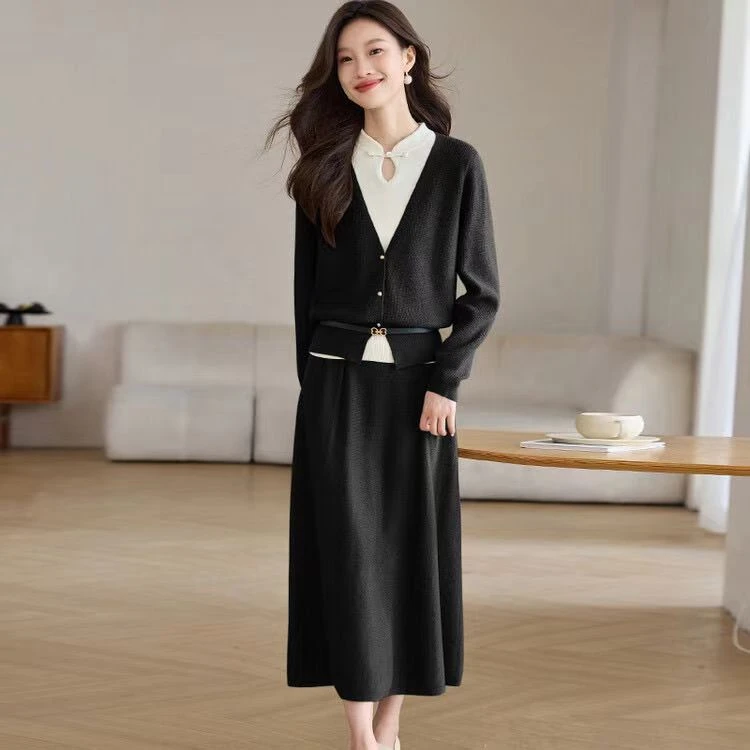 编码C051-C060#【木兮兮专属】2025年秋冬季洋气时尚遮肉显瘦连衣裙