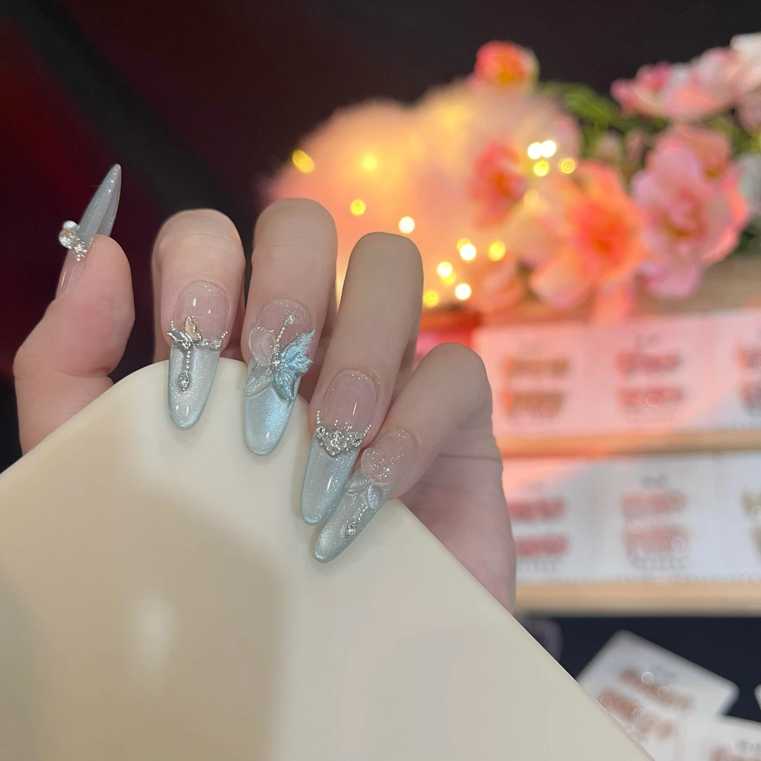 【天池】纯手工穿戴甲猫眼爆闪蝴蝶猫眼纯欲光疗甲气质小仙女