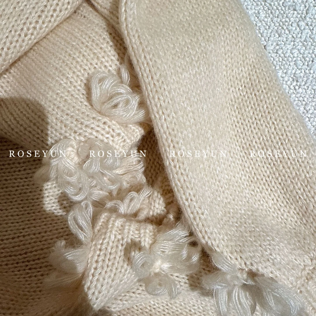 【Rose Yun】冬日山茶 绵羊毛桑丝手工钩针花朵针织衫 2411096