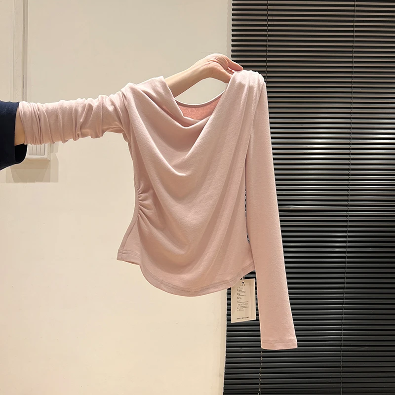 SA甜妹斜肩领温柔长袖T恤女秋冬浅粉色褶皱打底衫显瘦百搭上衣B8