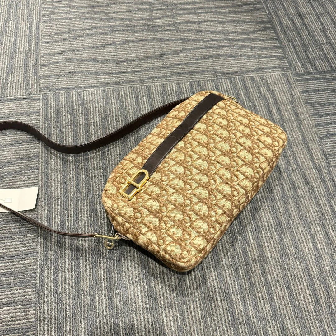 95新 Dior/迪奥 迪奥棕色拼棕老花单肩斜挎包/3829542