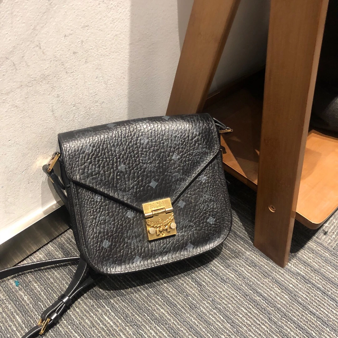 99新 MCM mcm黑色斜挎包/7054874