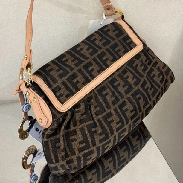 95新 FENDI/芬迪 fendi老花单肩包/6711596