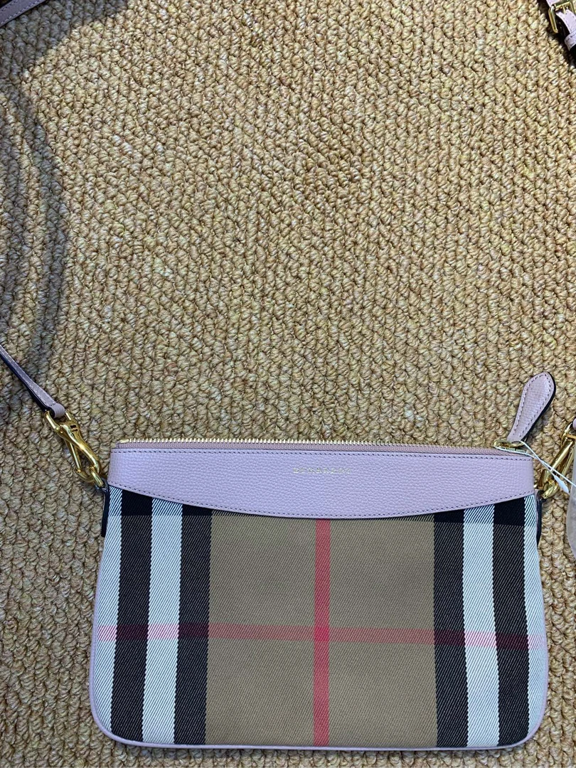 95新 BURBERRY/博柏利 巴宝莉 小信封/9204956