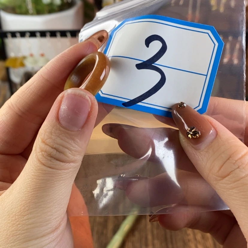 【闪购商品】蛇纹石玉发饰未镶嵌柠****念