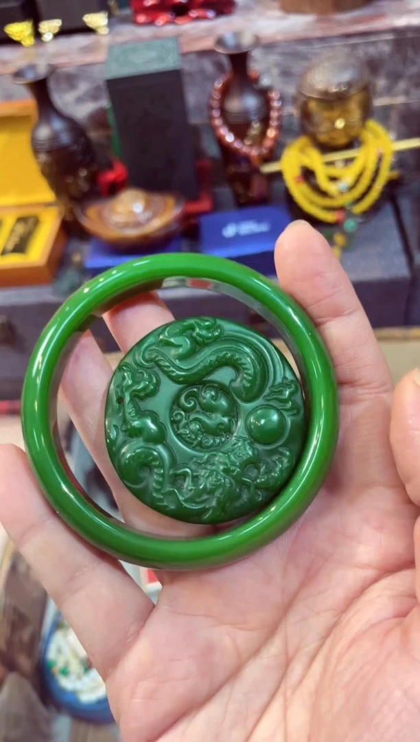 【闪购商品】和田玉（碧玉）手镯未镶嵌手镯+龙牌