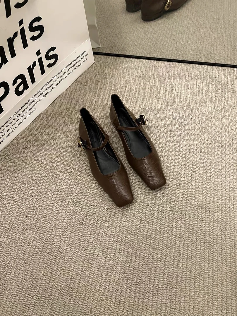 2024秋款新款复古玛丽珍法式方头女鞋子