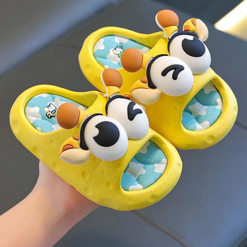 儿童凉拖鞋夏卡通可爱男孩外穿防滑厚底浴室洗澡小孩亲子沙滩拖鞋