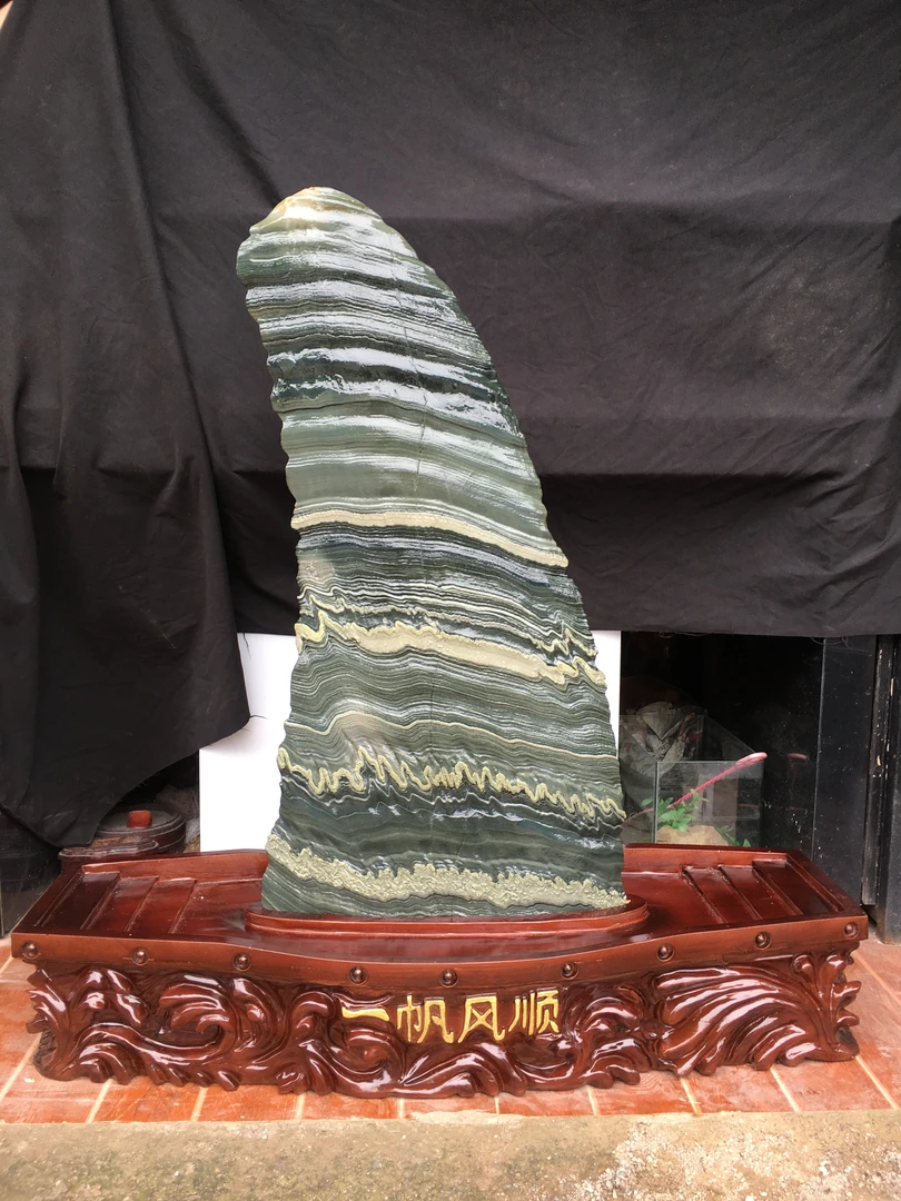 单独一物链接贵州青一帆风顺大雕件手工雕刻带底座规格重量