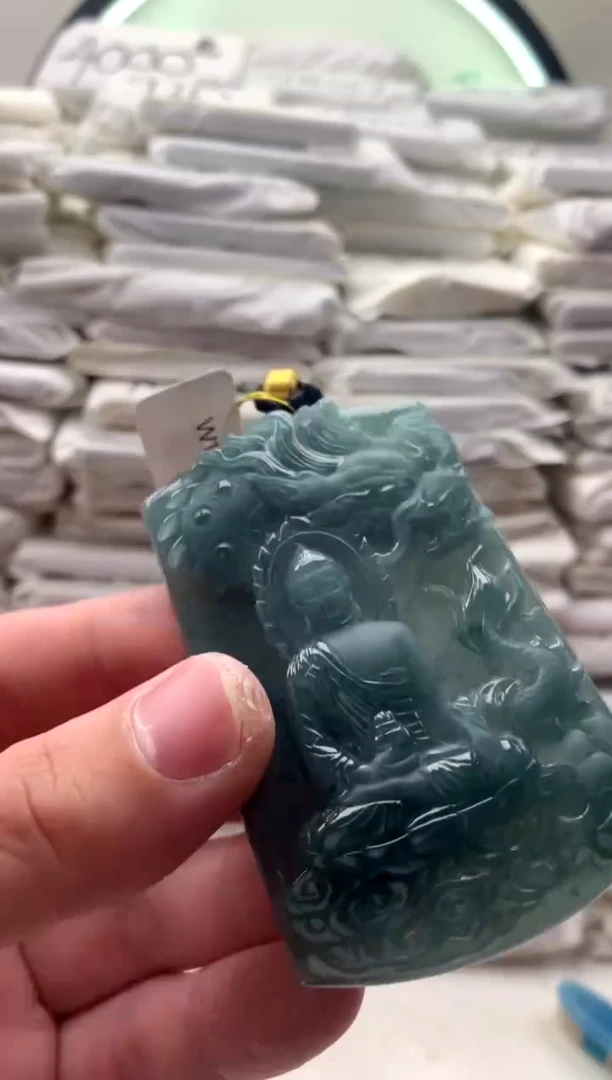 【闪购商品】翡翠颈饰未镶嵌阿弥陀佛