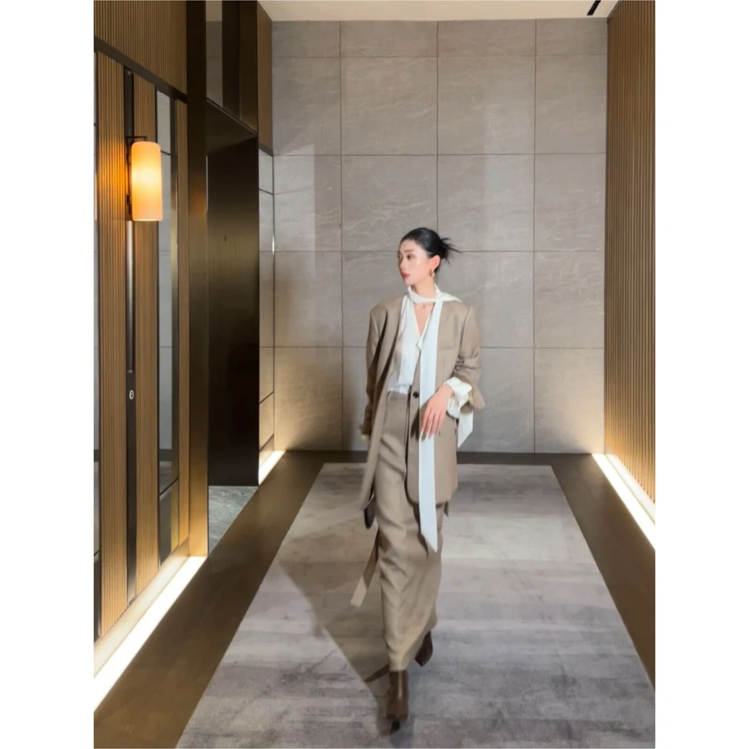 FIINAL《巴黎画报》极简设计师款西装外套+半裙套装