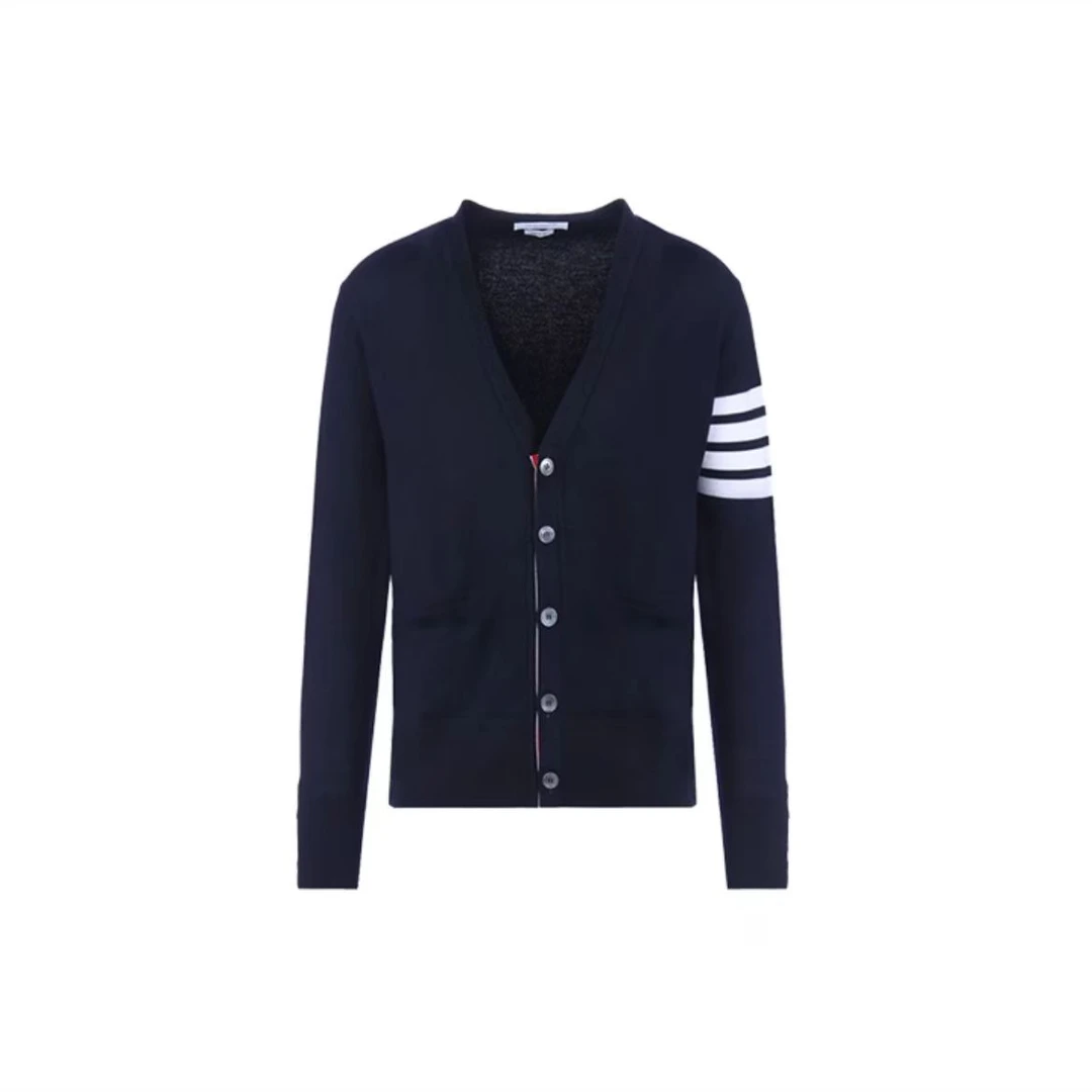 THOM BROWNE  经典四条纹美利奴羊毛针织V领开衫毛衣J