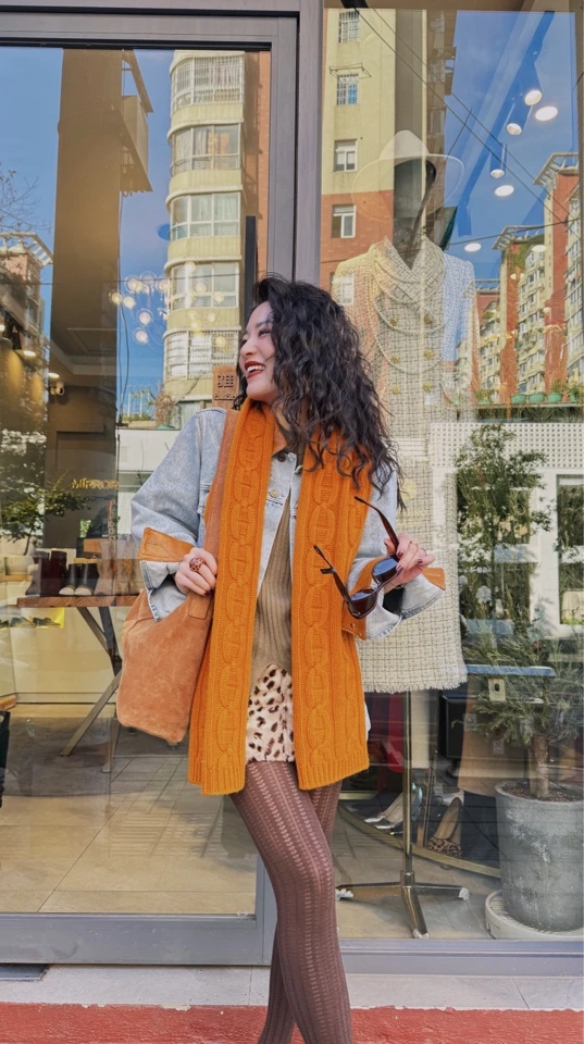 MIRROR （涛姐精选）浅蓝拼橘色羊皮围巾牛仔外套