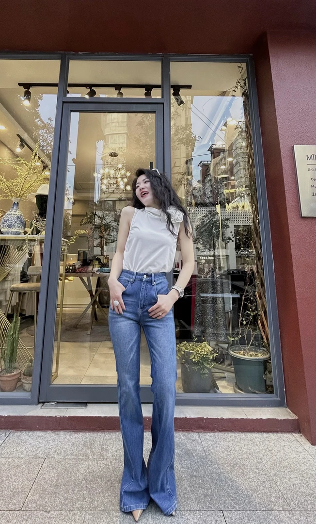 MIRROR （涛姐精选）蓝色高腰超模腿喇叭牛仔裤