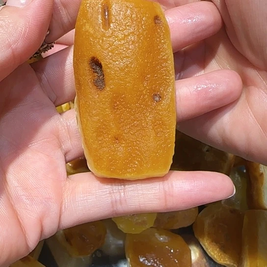 定制琥珀未镶嵌心**水蜜蜡