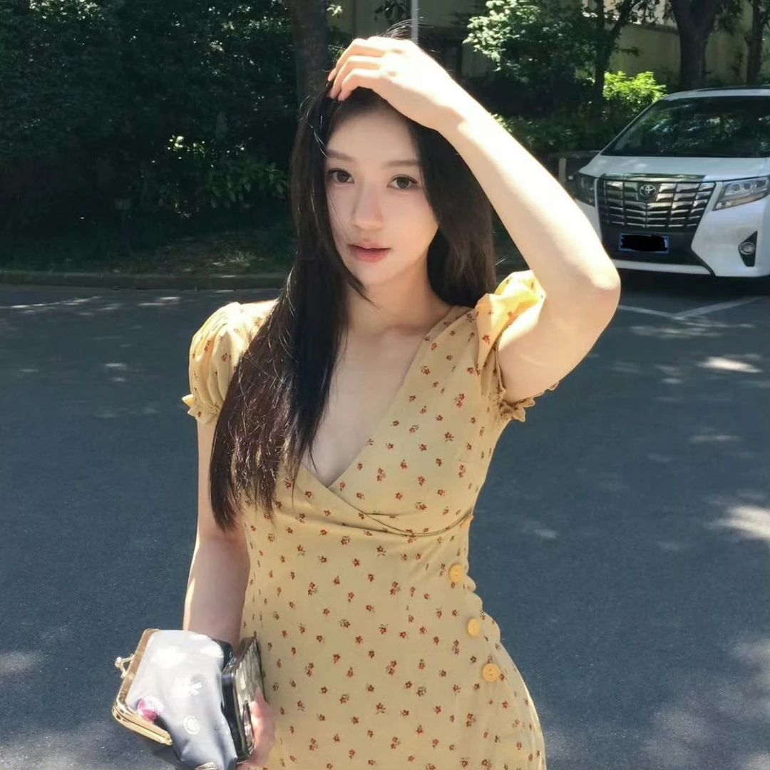 价格：29.9-99.9区间）千金纯欲辣妹甜妹高级感连衣裙套装no退no换）