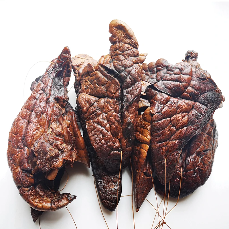 现货四川特产烟熏腊猪肺农家土猪肉腊味柴火熏制猪心肺下酒下饭菜