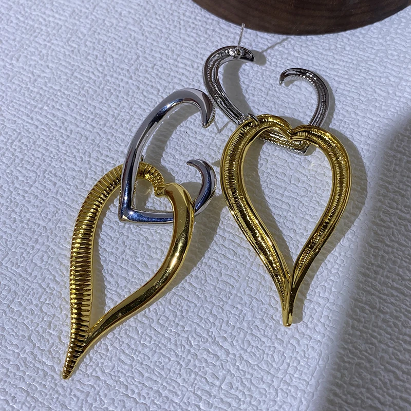 锌合金耳饰 时尚网红同款金属大爱心耳环复古欧美小众设计耳饰
