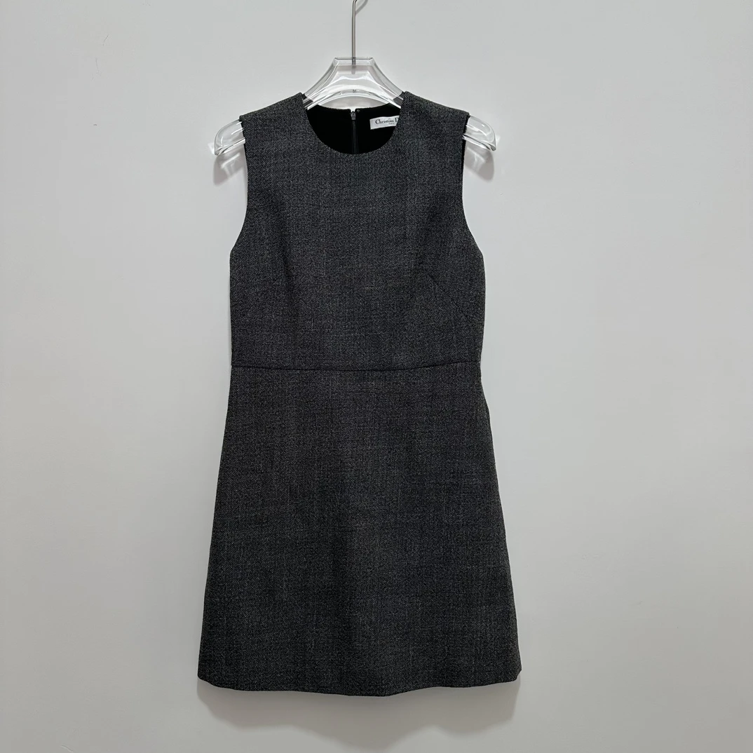 全新未使用 DIOR/迪奥 女士灰色无袖连衣裙128784