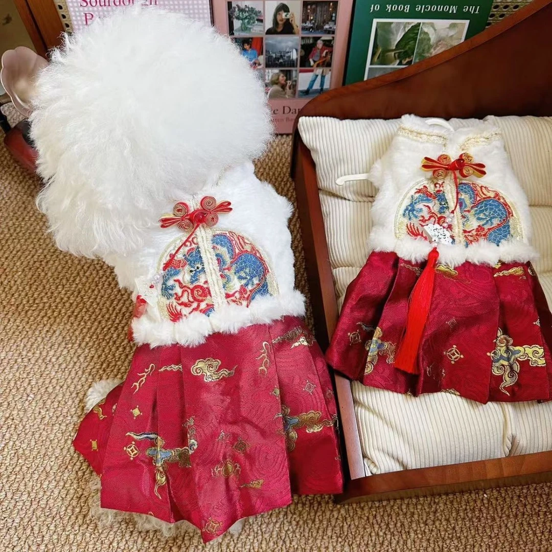 新款狗狗衣服秋冬款马面裙宠物唐装加绒加厚猫咪公主裙