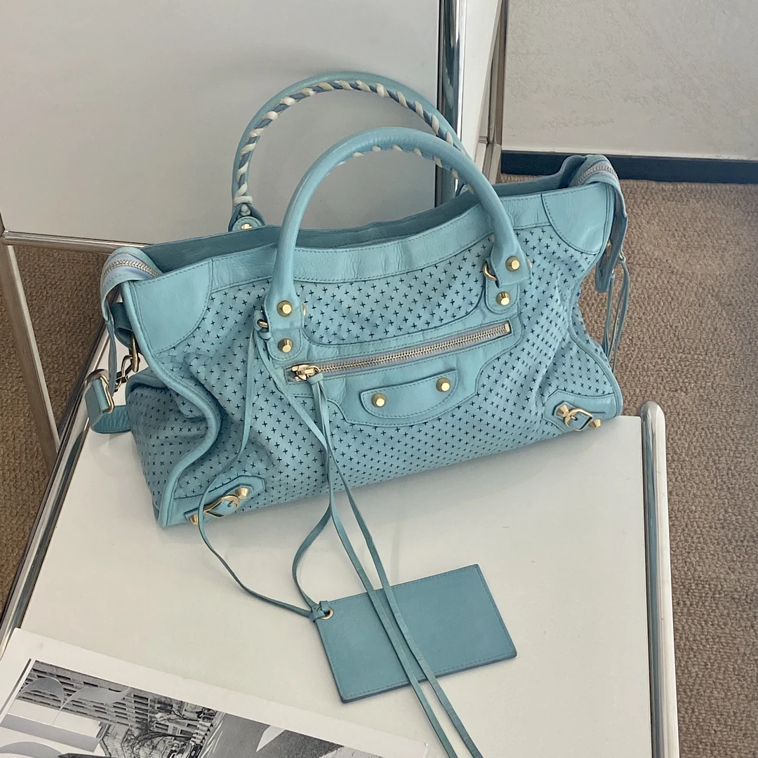 95新 Balenciaga/巴黎世家 薄荷蓝镂空机车包