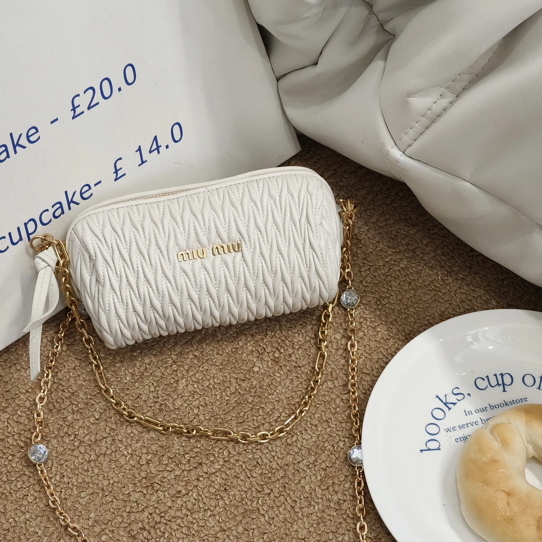 95新 MIU MIU/缪缪 白金高级褶皱链条包