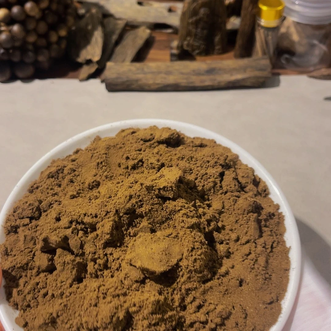 沉香幸****忆海南鹦哥绿奇沉水剧粉（200克，下单拍三份）