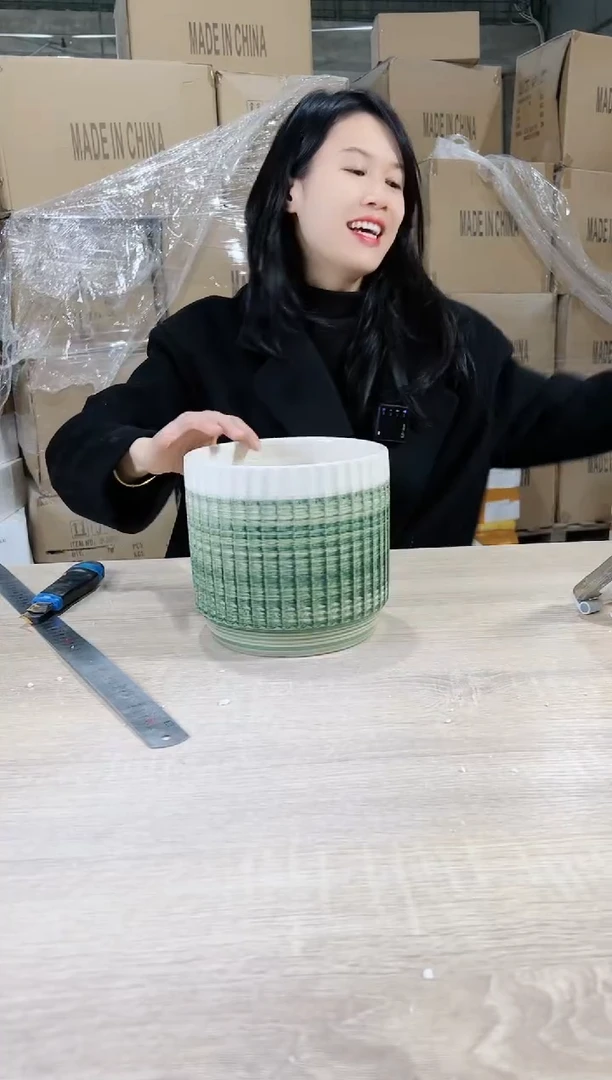 【闪购商品】陶瓷15cm-20cm条纹白口刷色中号18X16