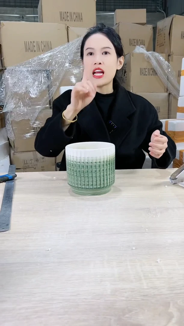 【闪购商品】陶瓷15cm以下条纹白口刷色小号15X14