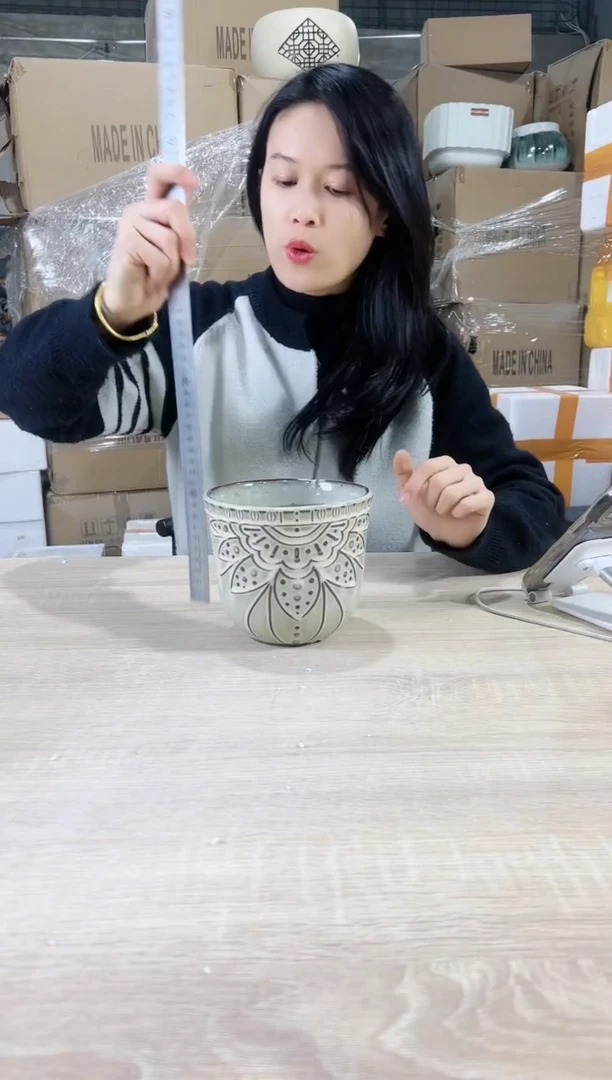 【闪购商品】陶瓷15cm以下圆筒太阳花白15X13