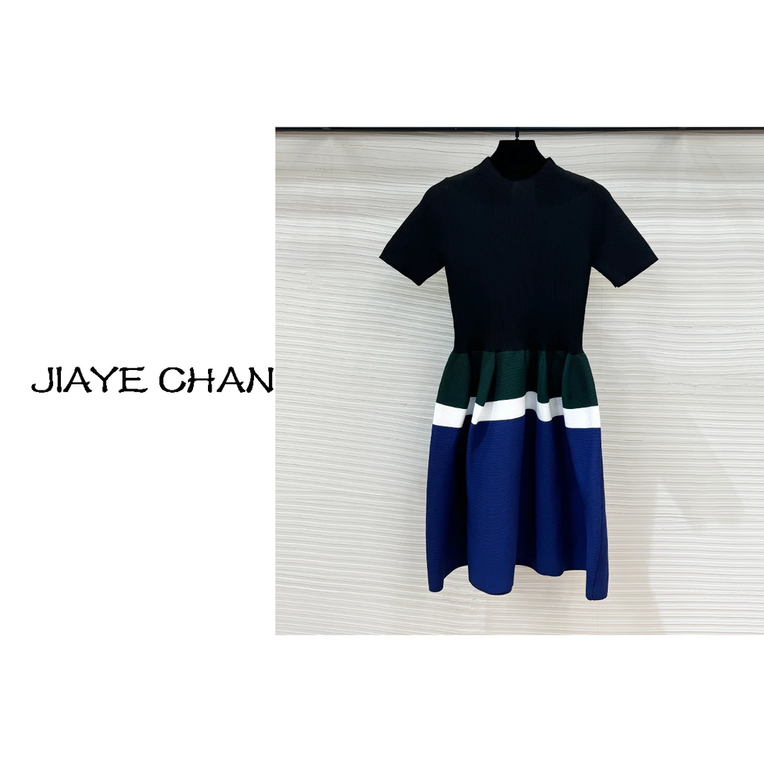 JIAYE CHAN  3D简约优雅撞色花苞连衣裙