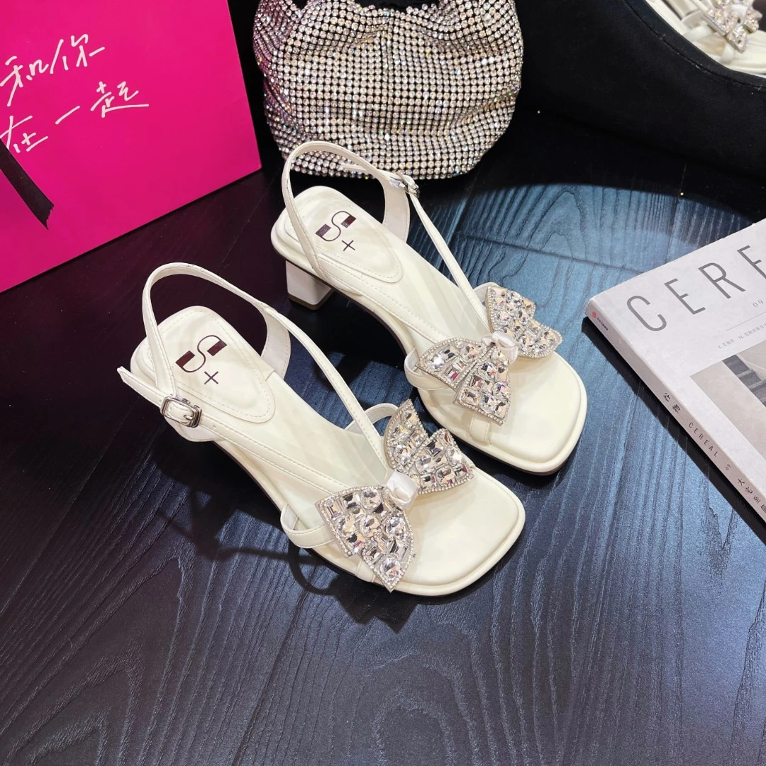 根据主播提示下单牛皮女士夏季凉鞋乐福鞋