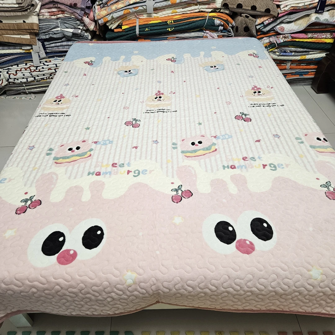 牛奶绒床盖夹棉加厚柔软亲肤三层大床盖大眼