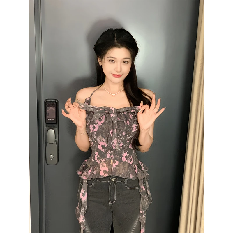 六指导 风吹半夏 温柔碎花显瘦上衣收腰荷叶边遮肉挂脖雪纺衫夏款