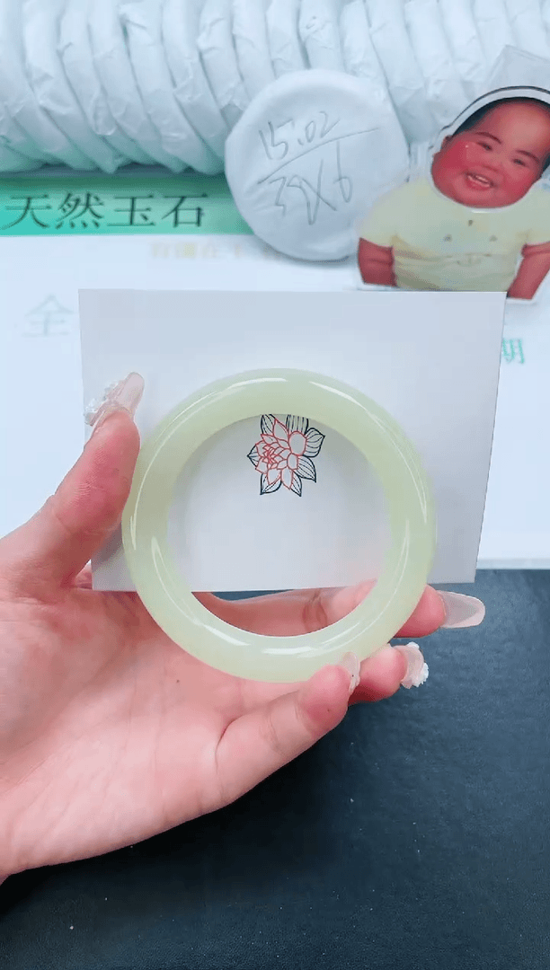 【闪购商品】石英质玉手镯未镶嵌65-57.1