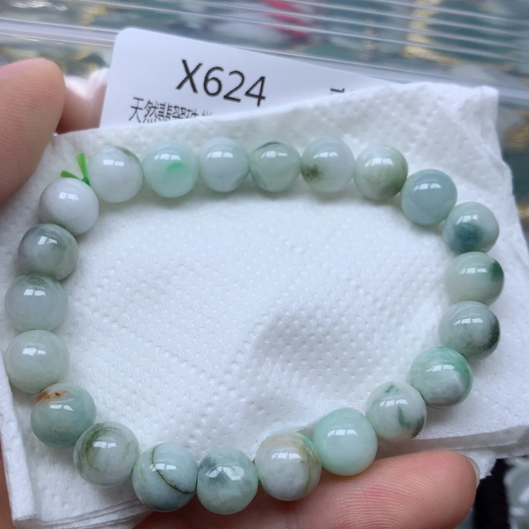 翡翠颈饰未镶嵌吊坠