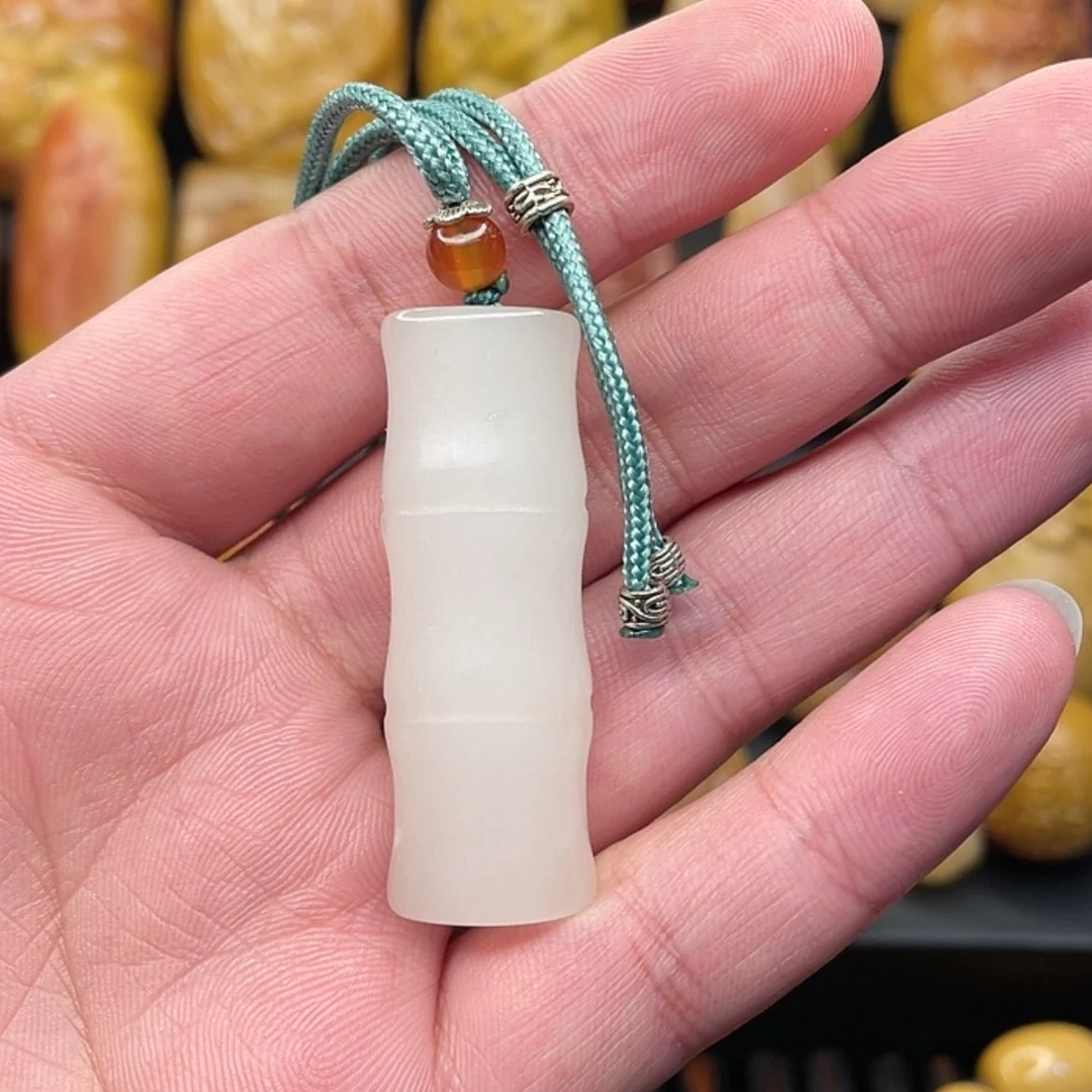 【闪购商品】石英质玉吊坠(不含链)未镶嵌坏*