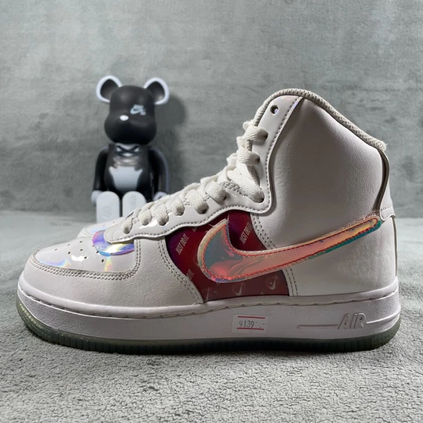 二手37.5码 Nike Air Force 1 板鞋 白 底裂纹污渍 无盒 公价639