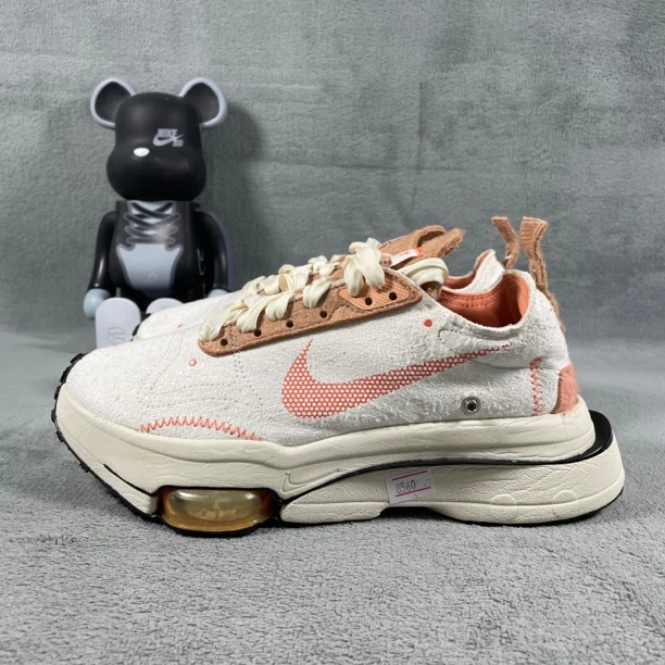 二手37.5码 Nike Air Zoom Type 缓震 跑鞋 白 无盒 公价619