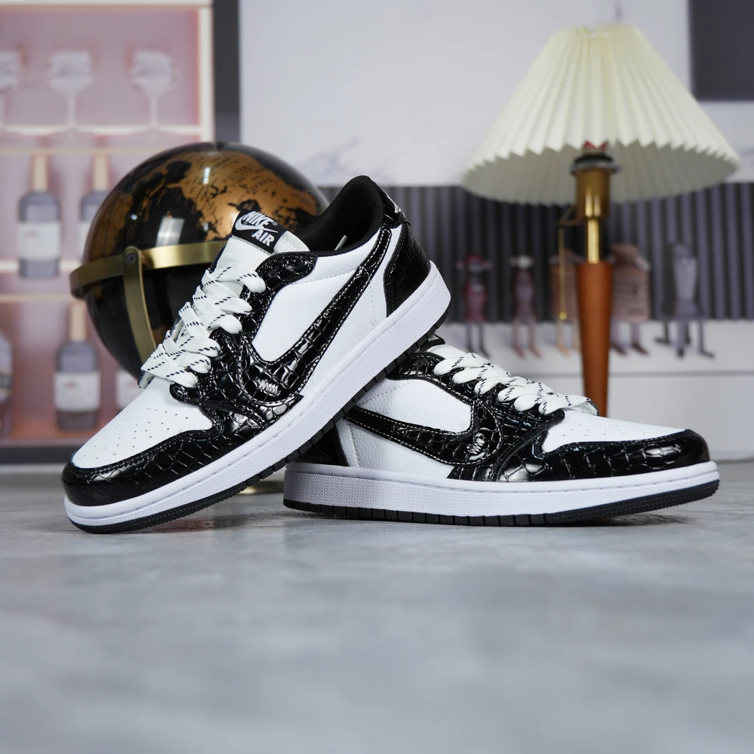 【Nike/耐克】AirJordan1黑白熊猫色男女百搭高端休闲【定制低帮】